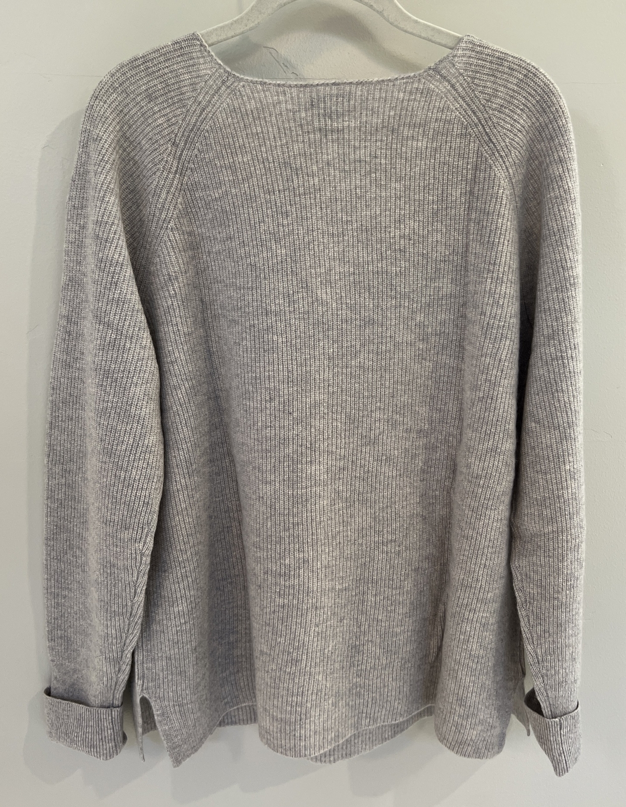 NWT Sundance Catalog Gray V Neck “Rowan Cashmere Sweater” Size M 218