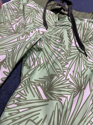 Art Class Boys Tropical Leaves Cream/green Swim Trunks. Size 6. EUC - Picture 2 of 4