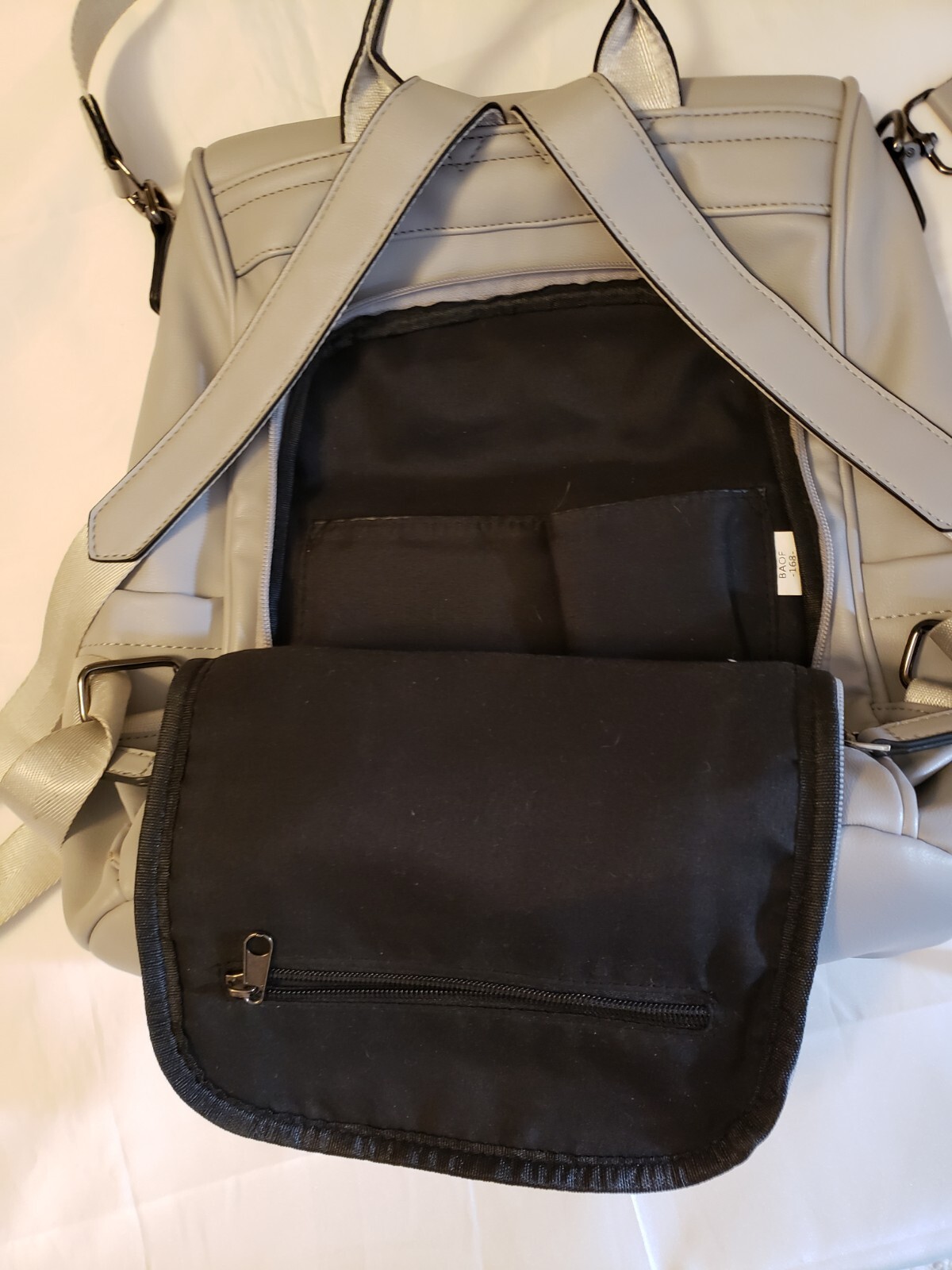 Cluci Light Gray Leather Backpack/Purse/Bag