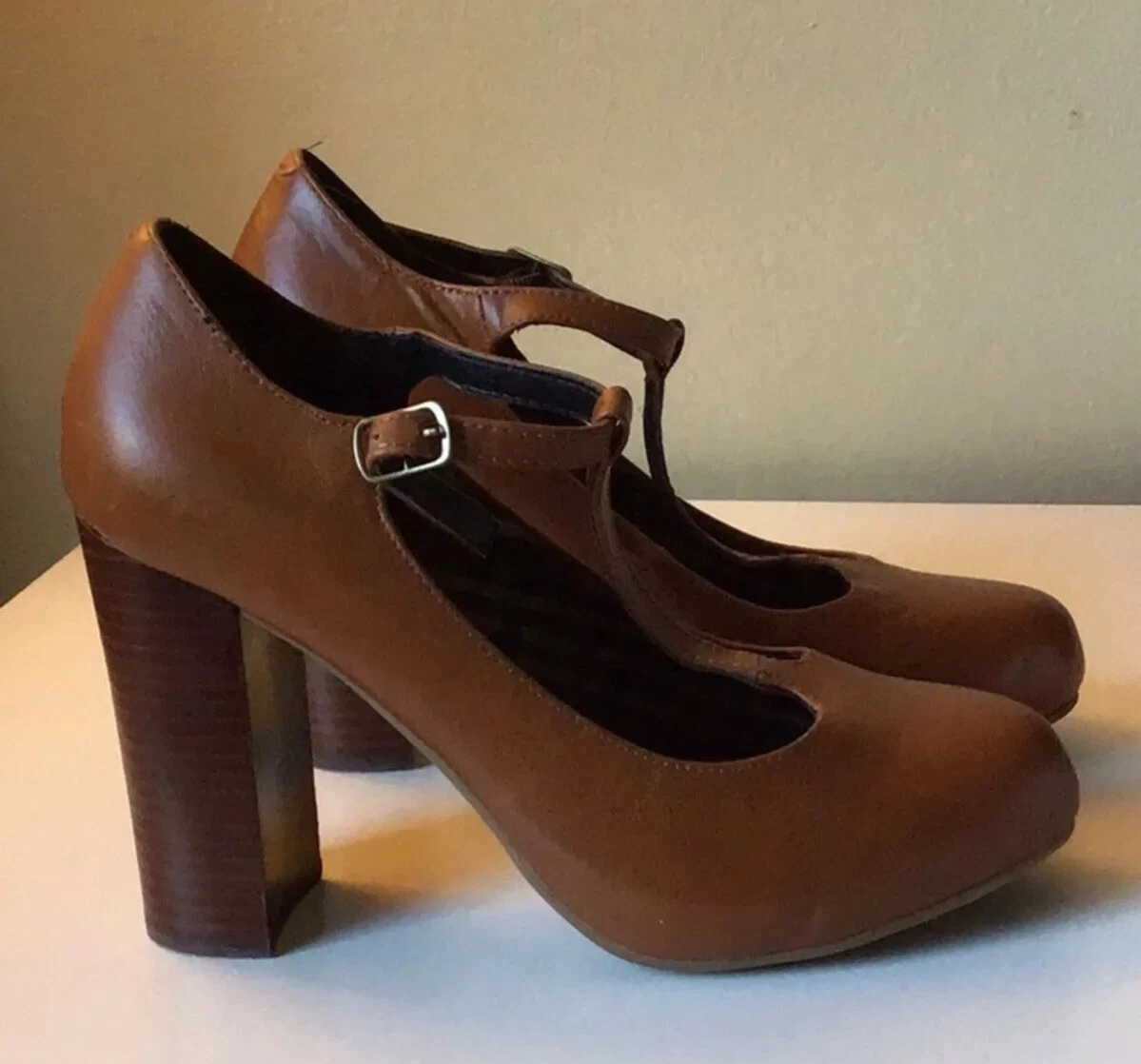 TRADITION HEEL | Work shoes women, Dress shoes womens, Only shoes