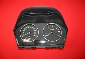 BMW 1er F20 F21 Diesel 116d Tacho Tachometer Kombiinstrument 9283277