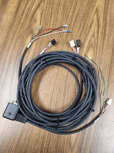 Motor Axis Cable Assembly for Bar Feeder Sigma 8 Compared to Haas® PN# 32-1579 - Picture 3 of 8