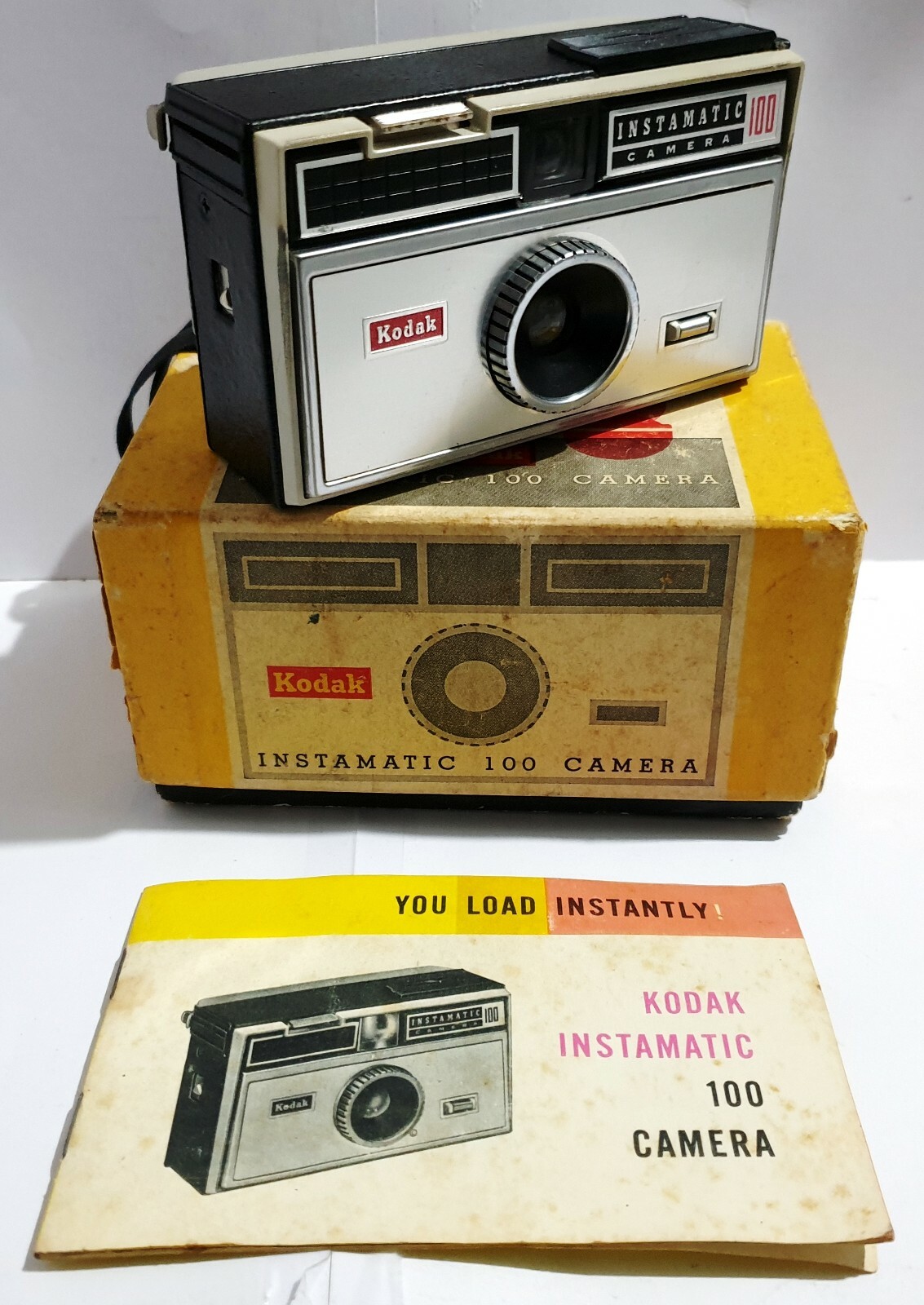 超〰️ヴィンテージカメラ/ インスタマチックキャメラ100