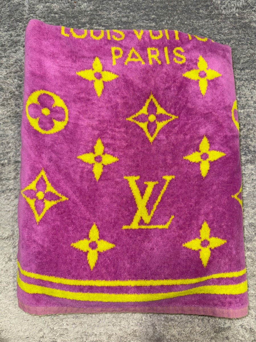 LOUIS VUITTON バスタオル オレンジ Louis Vuitton Drap Bain Monogram Magenta Yellow Classic Logo Bath