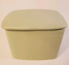 Forlife Light Green Ceramic Trinket Box Lidded Cotton Balls Candies Or? 4"×2.75"