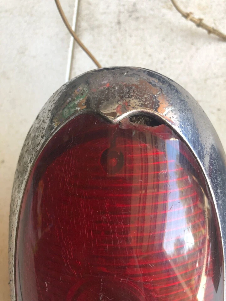 Juego de montaje de luces traseras Kaiser 1951 vintage OEM KATSH Foto 3 de 4