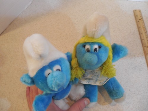 Vintage 1981 Smurfs Smurfette Smurf Plush Doll Plush Peyo Wallace Berrie & Co - Picture 10 of 14
