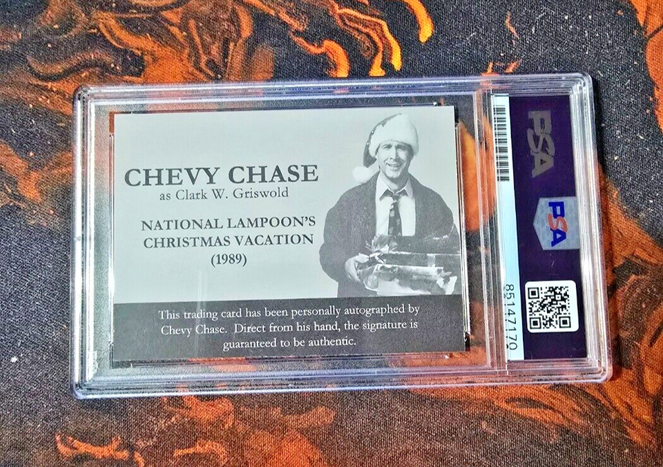 Chevy Chase Autograph 'Clark Griswold' Christmas Vacation PSA/DNA