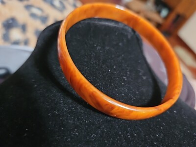 Bakelite  Bangle  Bracelet Brown Swirl Color 8 Grams Size 7.5 
