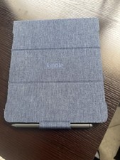 Amazon Kindle Scribe 32GB 1st Gen 10.2" bundle w/ pen and case- EXCELLENT