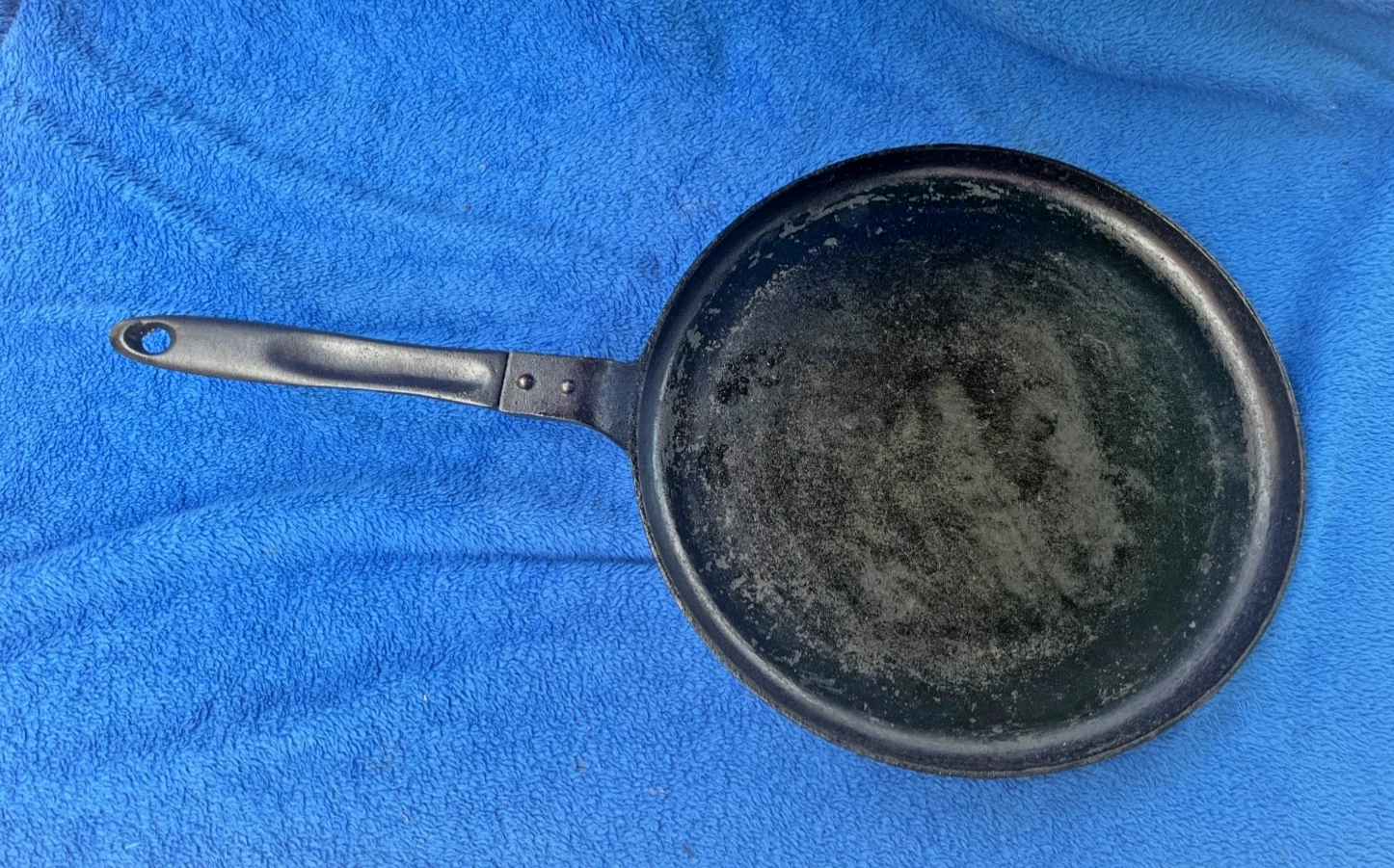 Vintage French Cousances Cast Iron Frying Pan Skillet Crepe Pan 29cm