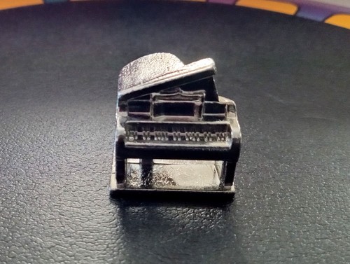Scene it? Music Edition Board Game Replacement Pieces  Or Entire Game 2005 - Picture 11 of 27