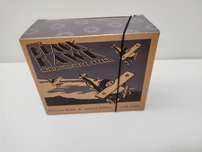 DIE CAST PLANE ESCALA 1:12 BLACK HAWK 1999 PEDAL MINIATURA V PARA VICTORIA RARO