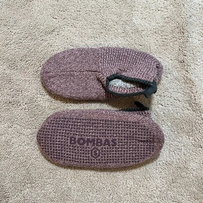Bombas Gripper Slipper Lined Womens Small S Purple Plum US W7-8.5 Unisex