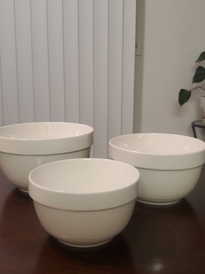 M Martha Stewart Everyday Porcelain Nesting Mixing Bowl 3 Set