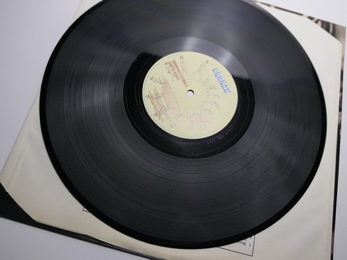 Manfred Mann's Earth Band / UK RE Bronze – BRON 252 Vinyl, LP, Album, VG+/VG+ - Picture 3 of 3