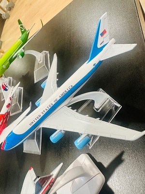 65 metal airplane desk  models 6-7 inches for collecting Asian, Europa, America