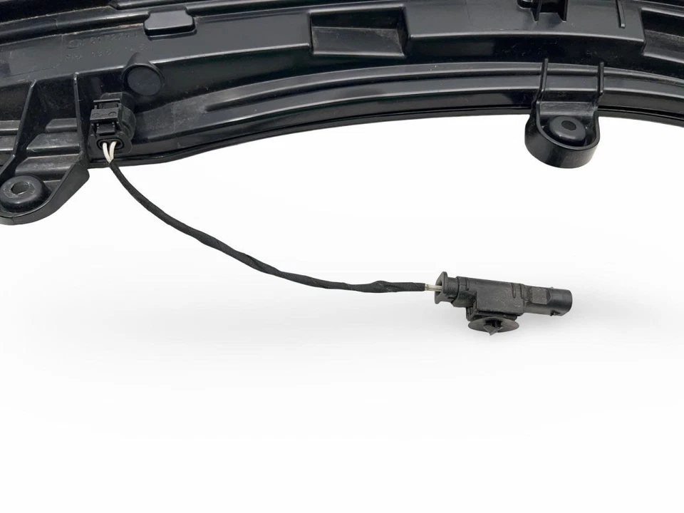 Luz trasera izquierda del lado del conductor BMW I8 2014-2019 intermitente LED Foto 3 de 4