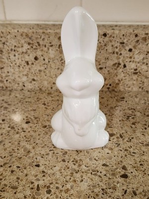 Vintage Mosser Milk Glass White Thumper Bunny Rabbit Figurine Rare Viking Mold