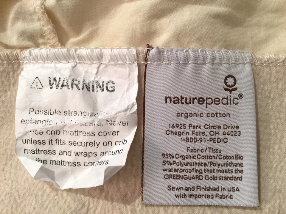 Almohadilla de cuna impermeable NATUREPEDIC. Funda de algodón orgánico 28”x52”. Usado una vez. Foto 2 de 4