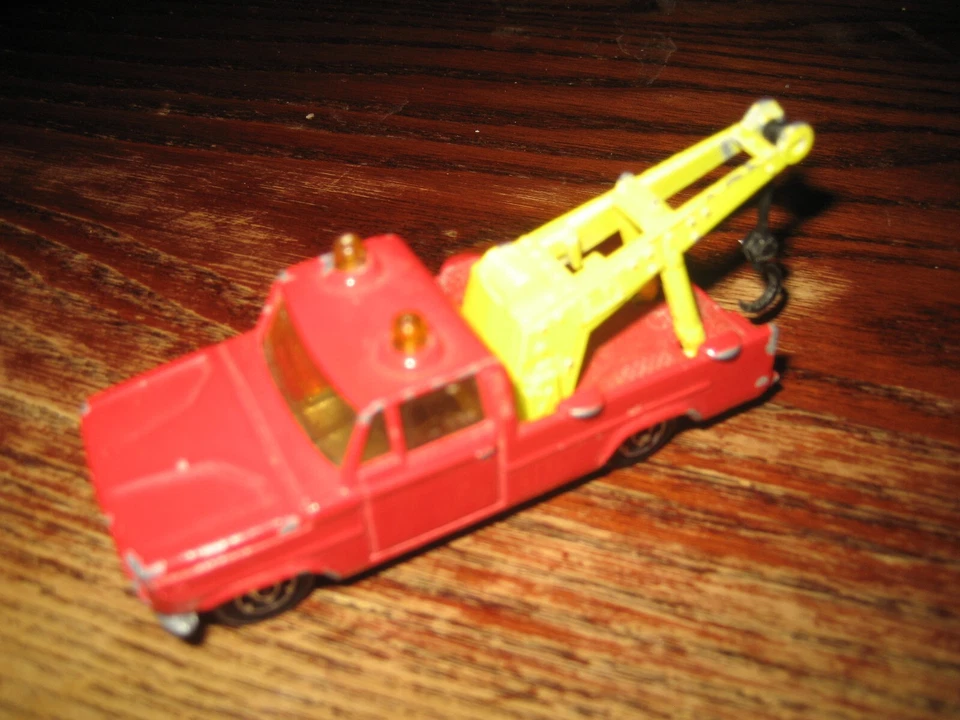 MAJORETTE Lot de trois vehicules en etat divers. - Photo 4/4