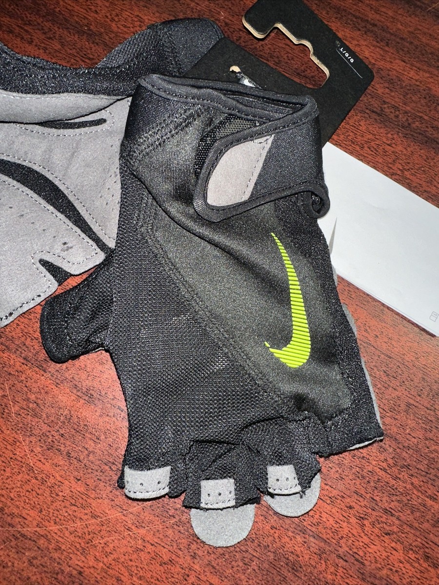 Nike Men's Training Gloves Nike Men's Core Lock Dri-FIT