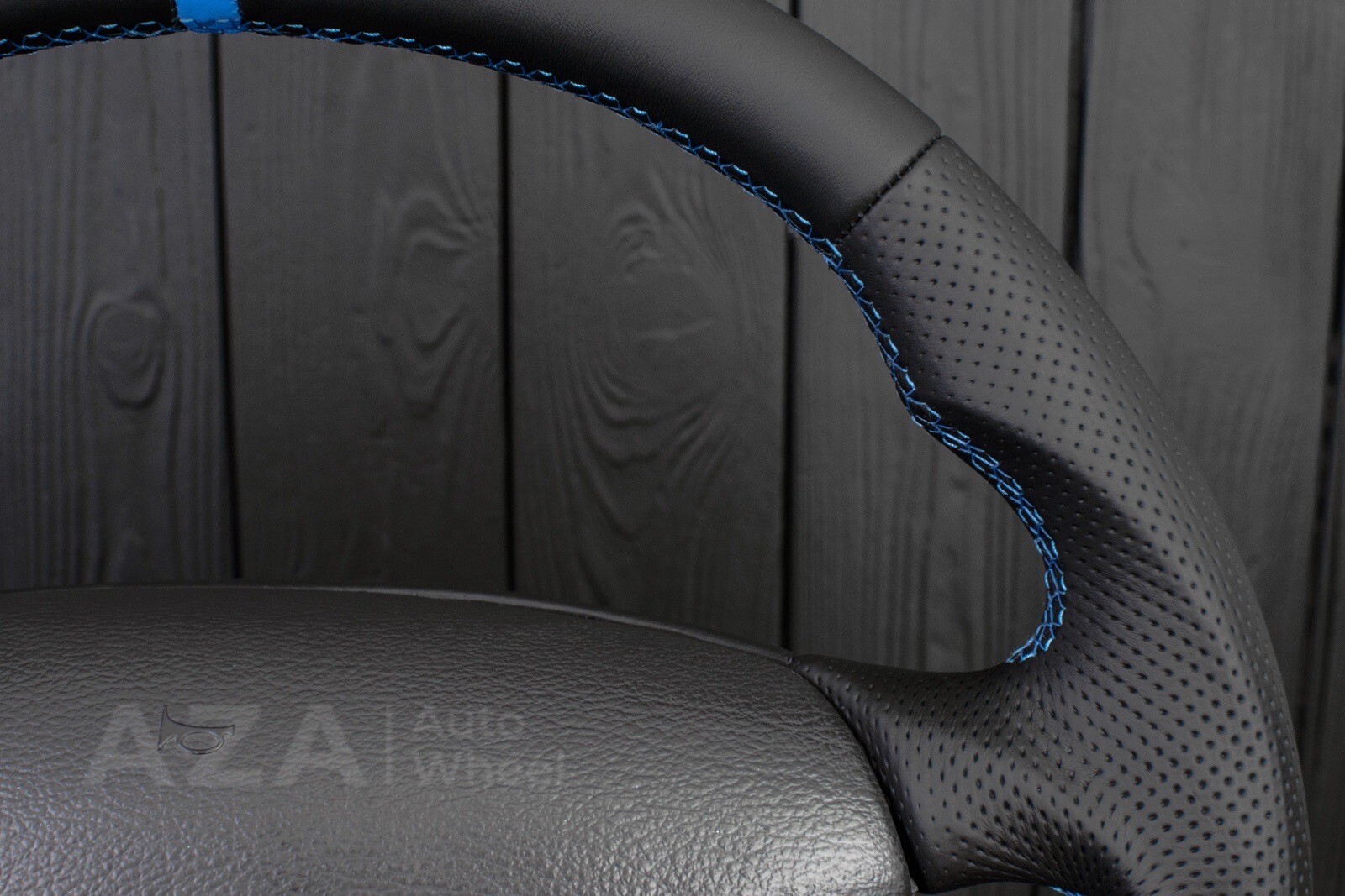 Ford GT 1994-2004 Right Steering wheel