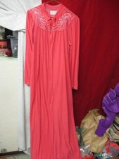 Vintage USA Katz acetate/nylon Woman's pink Housecoat Robe size small