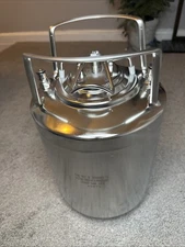 TMCRAFT 2.6 Gallon Mini Ball Lock Keg, Stainless Steel Double Ball Lock Post Cor