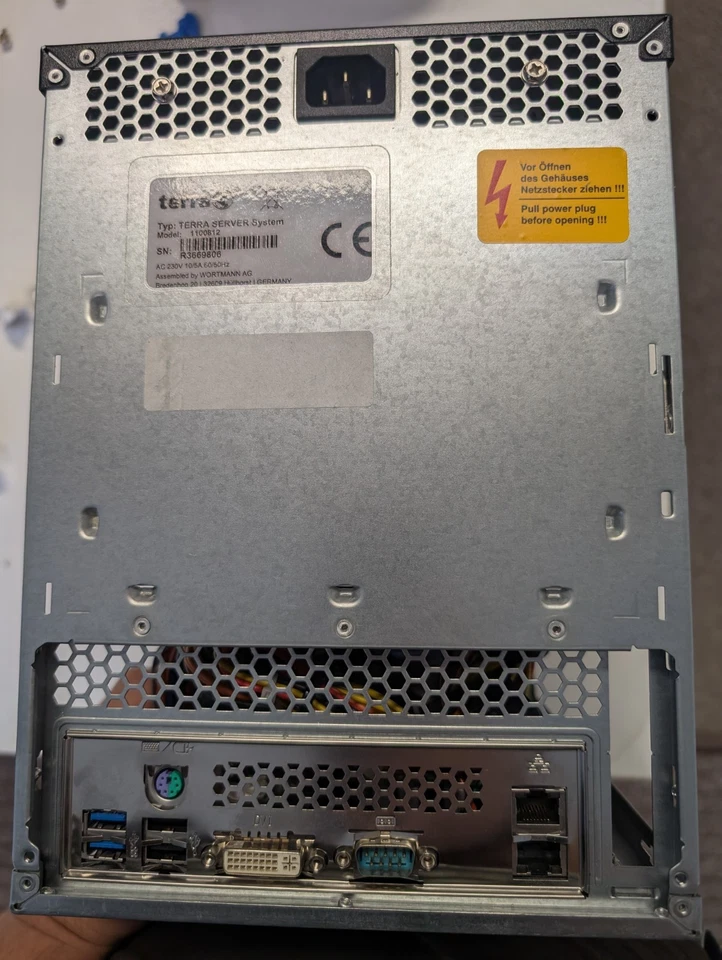 Terra MINISERVER G2 E3-1225v3 1100813 2x GbE-LAN, 2x USB 3.0 4x BAY - Bild 2 von 4