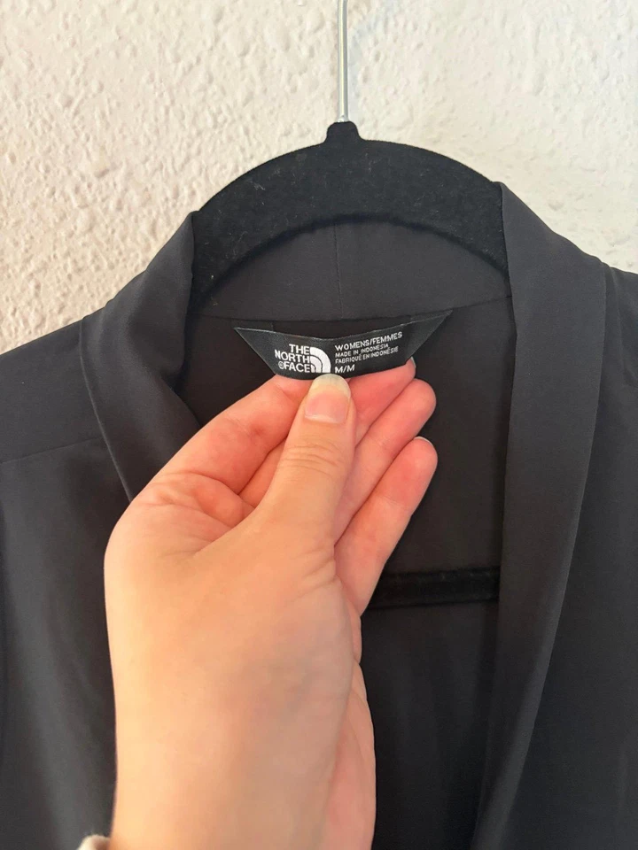 Vestido sin mangas The North Face negro talla M. Material fino Foto 2 de 4