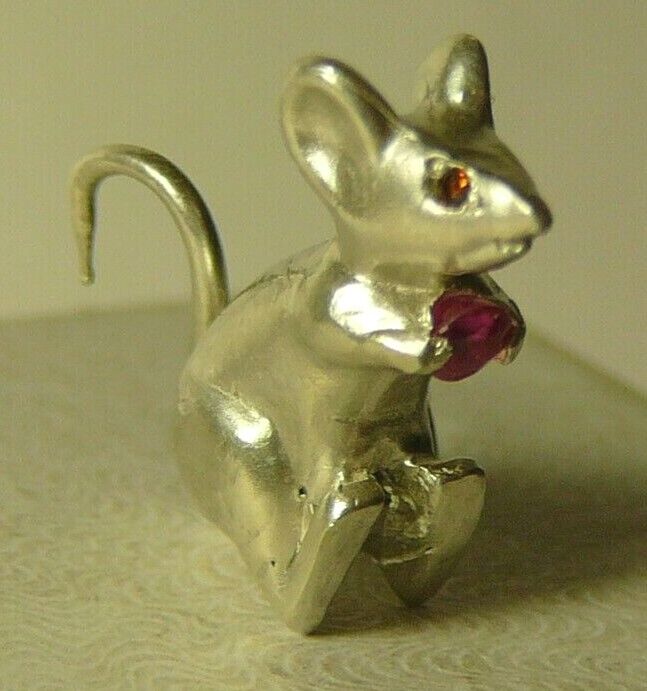 Figure Small Mouse-mousy Sterling Silver 925 Natural Red Diamond and Ruby