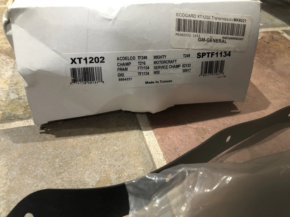 Filtro de transmisión Ecogard para camionetas Chevrolet GMC XT1202 1991-1996 Foto 3 de 4