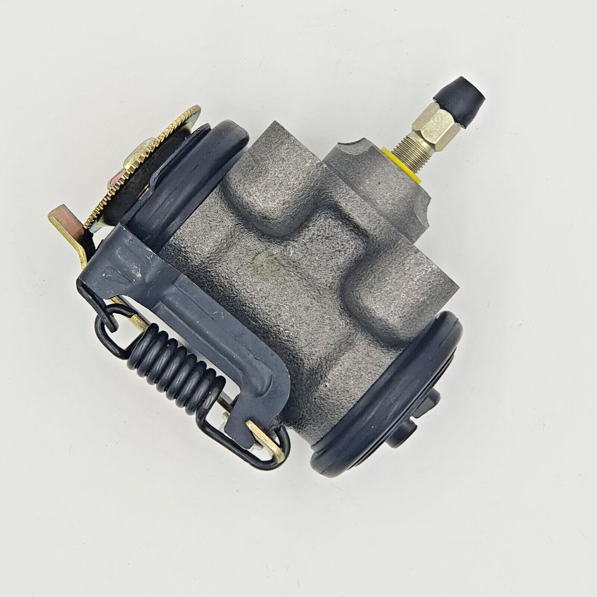 Brake Wheel Cylinder for ISUZU Rear Right NPR NQR 4HK1