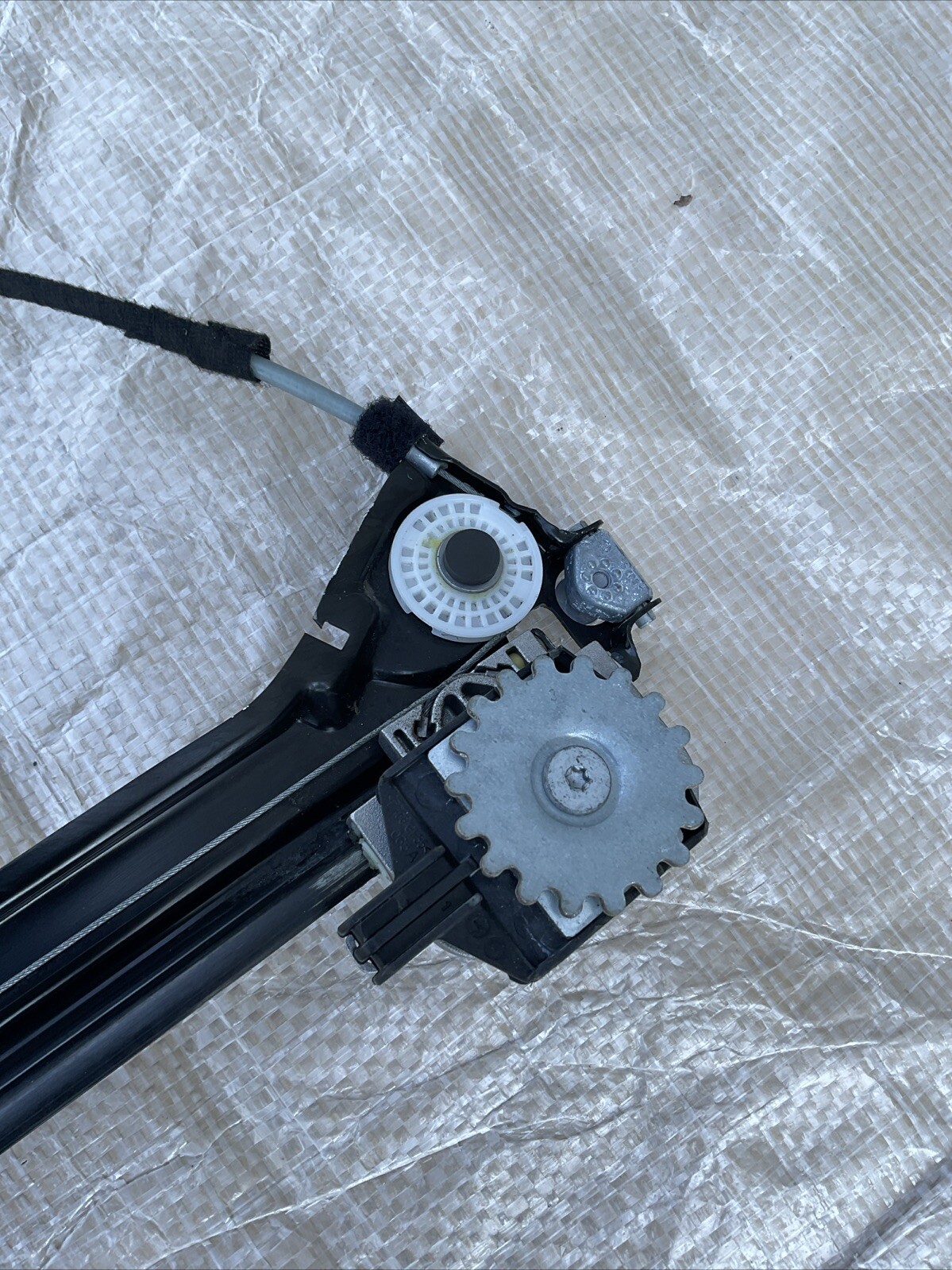14-22 Maserati Quattroporte M156 Front Right Side Window Regulator Motor OEM 26K