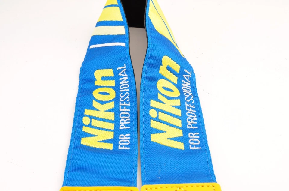 Correa para el cuello de cámara profesional Nikon azul amarillo de JAPÓN "Casi como nueva" #25035 Foto 4 de 4