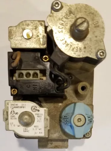 White Rodgers 36E96 211 Furnace Gas Valve C340059P01 Works perfect, Shipped!
