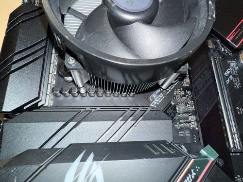 ASUS STRIX B550-F GAMING AM4 ATX AMD Ryzen 5 3600XT 6-Core CPU @ 3800MHz - Picture 19 of 24