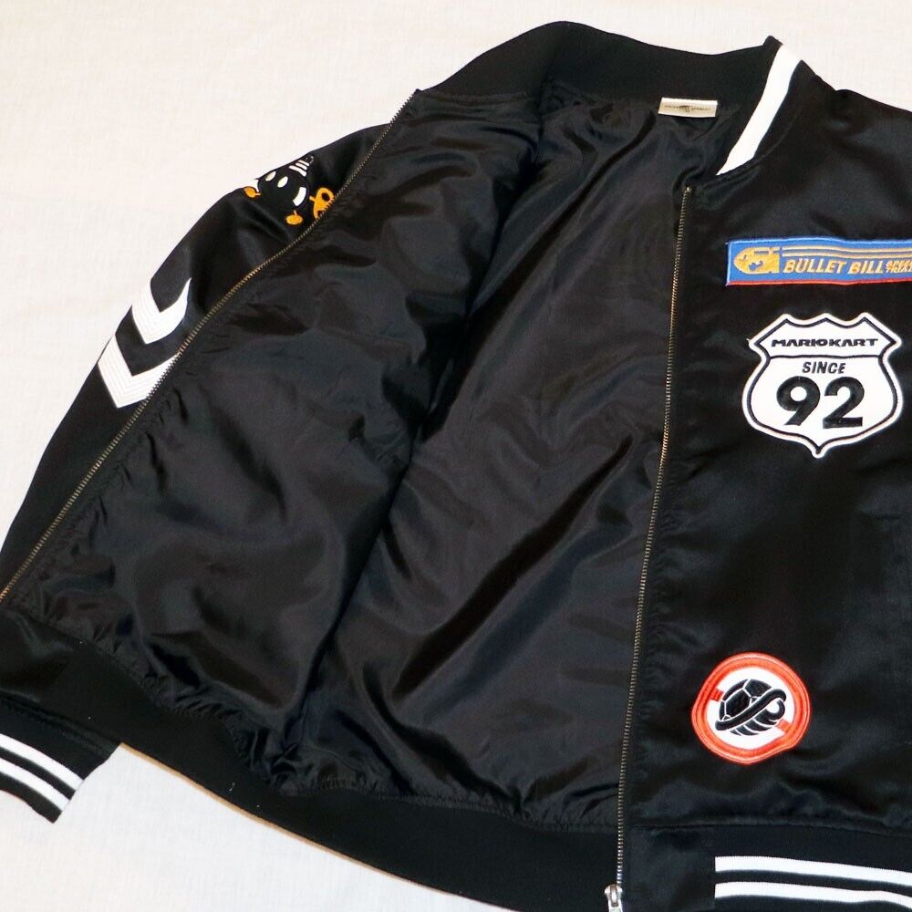 SUPER NINTENDO WORLD MARIO KART Riding Jacket Size S BLack SUPER NINTENDO WORLD MARIO KART Riding Jacket Size S BLack