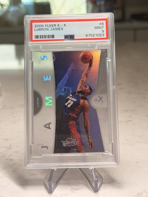 Fleer 2006-07 E-X LeBron James #6 Cleveland Cavaliers PSA 9