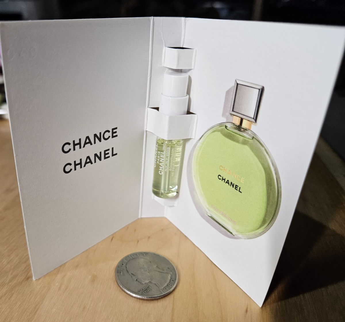 Chanel Chance Eau Fraiche Eau De Parfum Spray SAMPLE 0.05 Oz / 1.5
