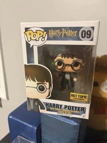 Funko POP! Harry Potter: Harry Potter (Hot Topic) #09 Vaulted!