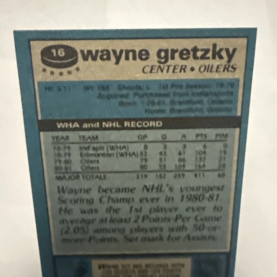 1981-82 Topps Hockey #16 Wayne Gretzky tercer año Foto 3 de 4