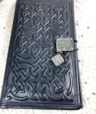 Oberon Design Bold Celtic Leather Women’s Wallet In Black