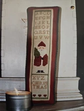 Ewe & Eye & Friends PRIMITIVE SANTA Cross Stitch Christmas Sampler Pattern 