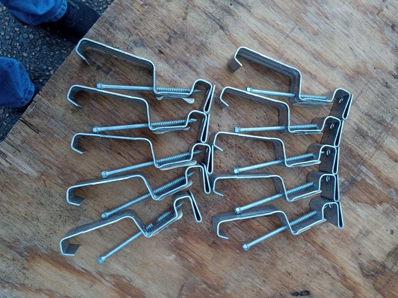 NEW,,,5" Gutter Hanger Speed Quick Screw  Made in USA 10 pack