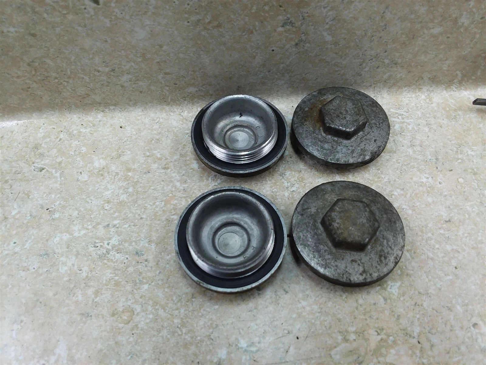 Honda 360 CL CL360 CB360 Engine Head Valve Covers 1976 PA AP-319