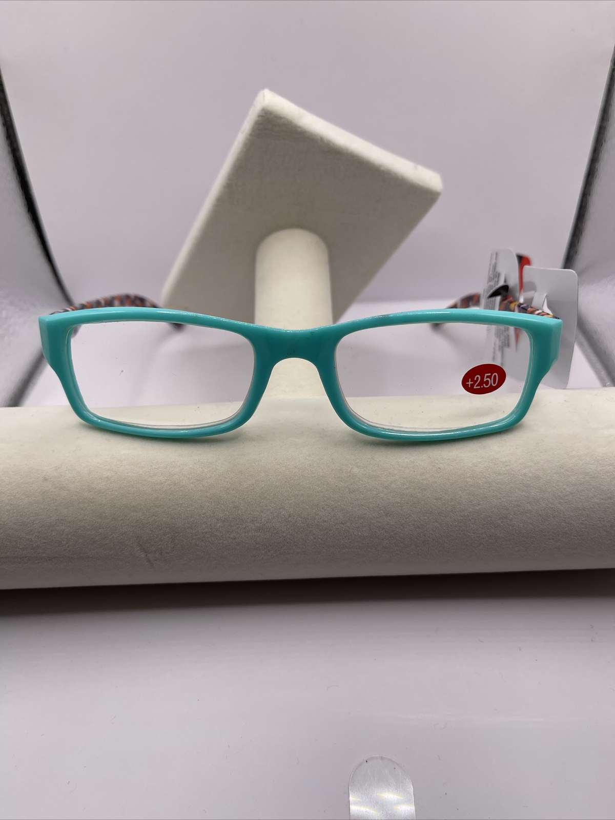 +2.50 Strength Reading Glasses for Clear Vision