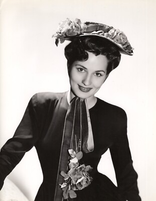 Brenda Marshall 7x9 original photo #B1113