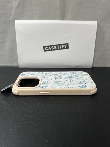 Casetify Elegant Pastel Butterfly Floral iPhone 14 Pro Ultra Compostable Case - Photo 4 sur 6